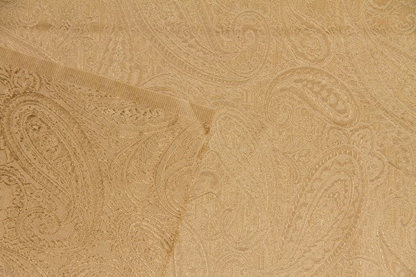 Discount Fabric JACQUARD Creme on Gold Paisley Drapery
