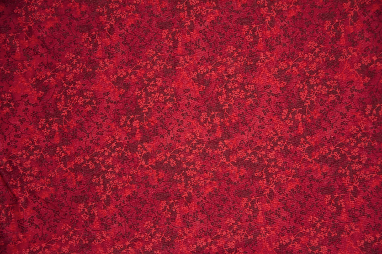 dannelse interview med uret 108" Red Extra Wide 100% Cotton Fabric - Razzle Dazzle – In-Weave Fabric