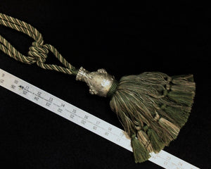 Tieback 9" Single Tassel Fancy Head in Green, Pewter